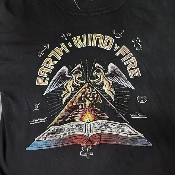 Vintage 70’s Earth, Wind & Fire Live In Concert T-Shirt Xl. Fantasy Vint… - Picture 4 of 7